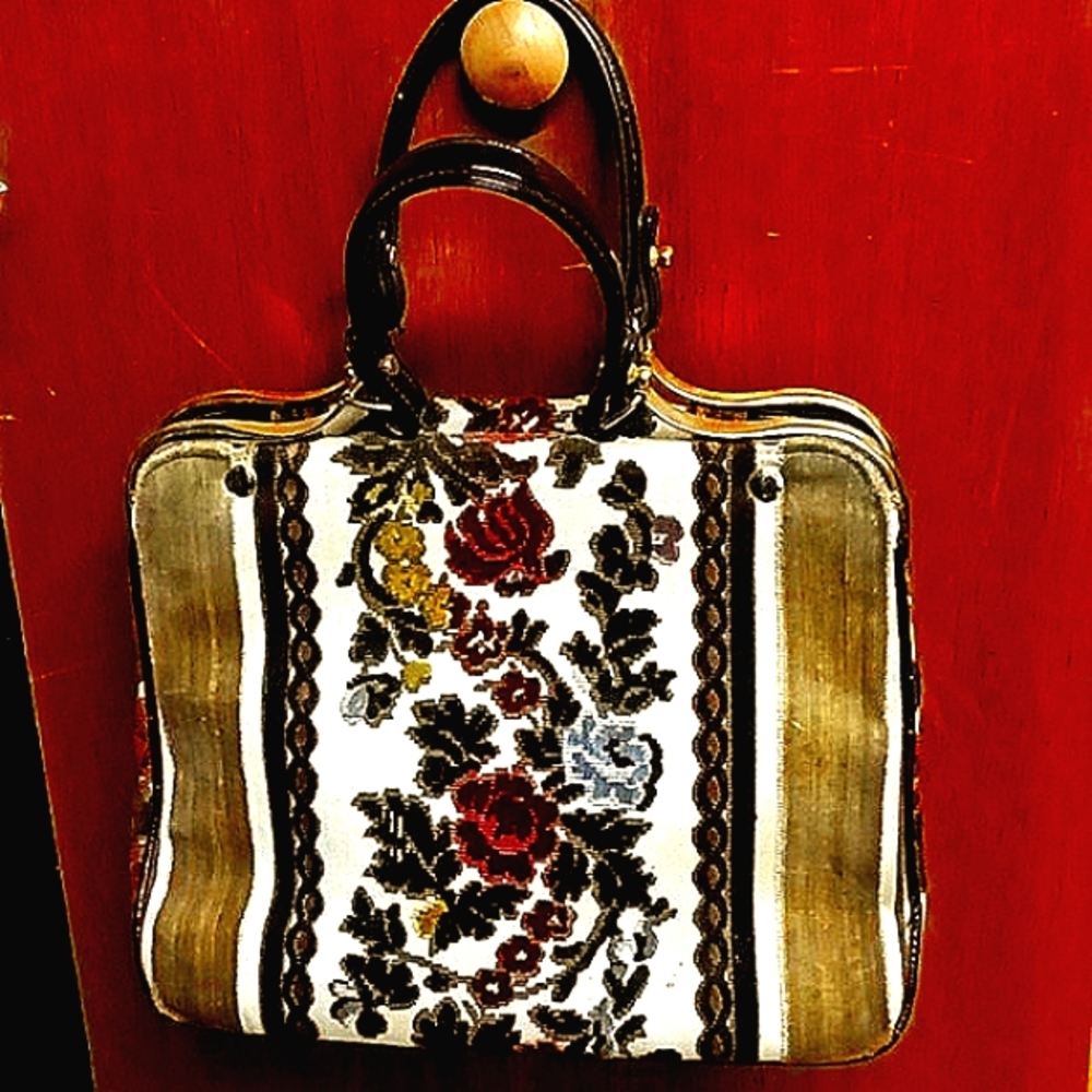 💋 sale Vintage tapestry bag purse